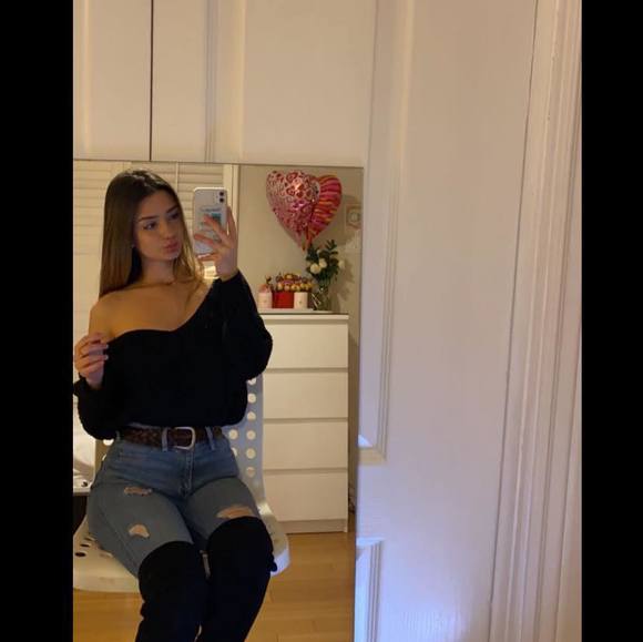 Meet your Posher, Ana - Picture 1 of 1